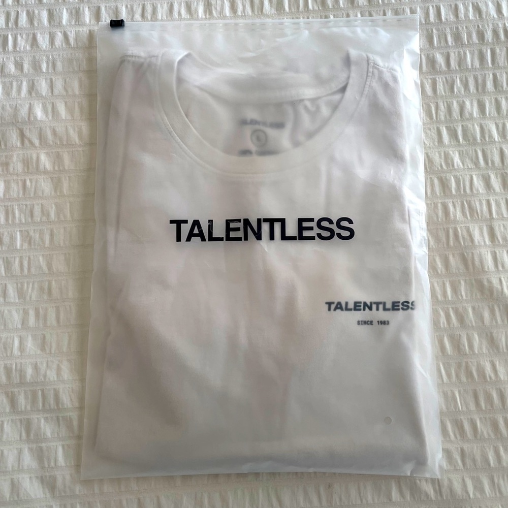 TALENTLESS bone t-shirt